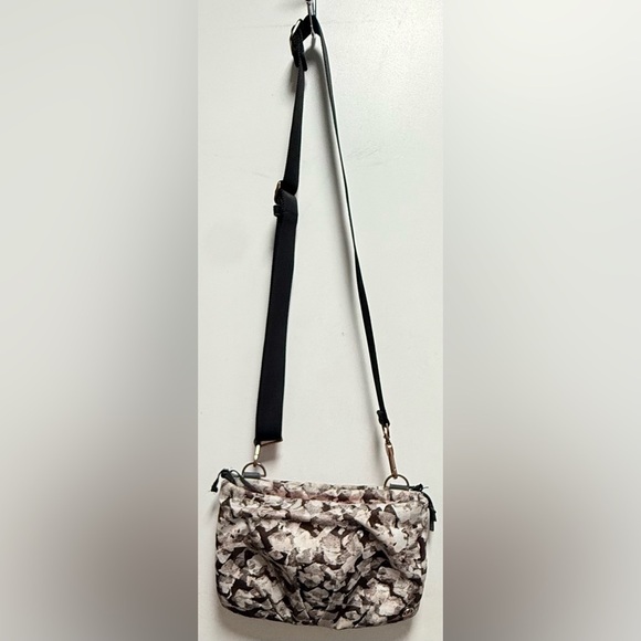 Lululemon Crossbody Bag - Picture 1 of 12
